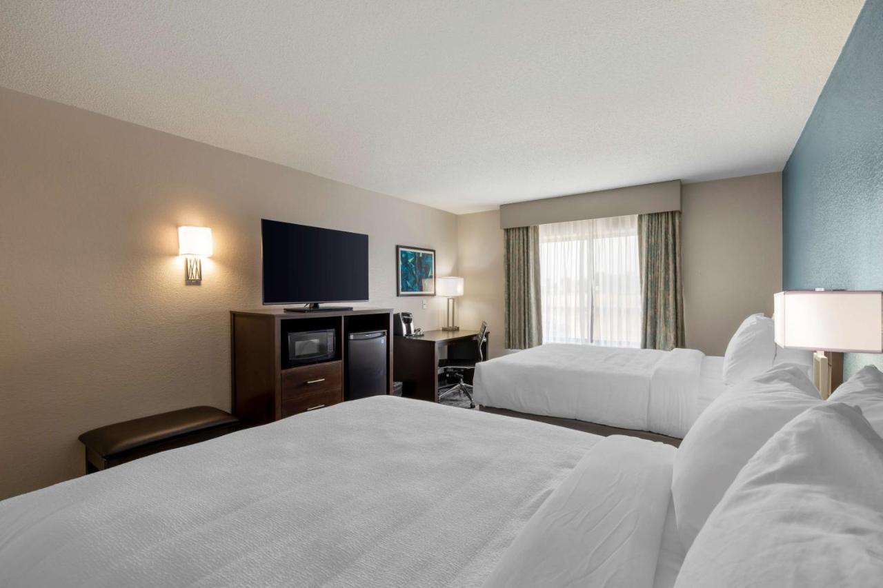 Best Western Watertown Inn & Suites Eksteriør billede