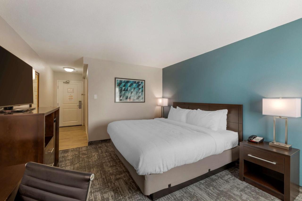 Best Western Watertown Inn & Suites Eksteriør billede