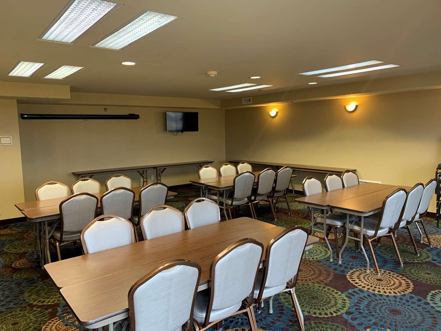 Best Western Watertown Inn & Suites Eksteriør billede